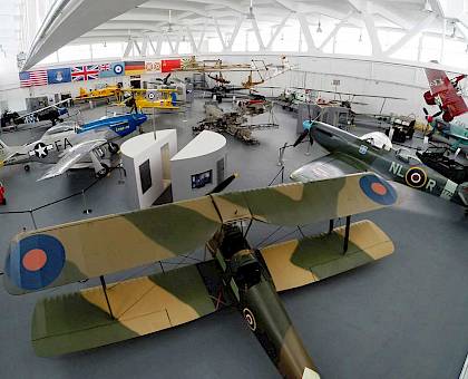 Ausstellung historischer Flugzeuge